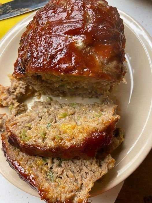 Old fashioned momma’s meatloaf