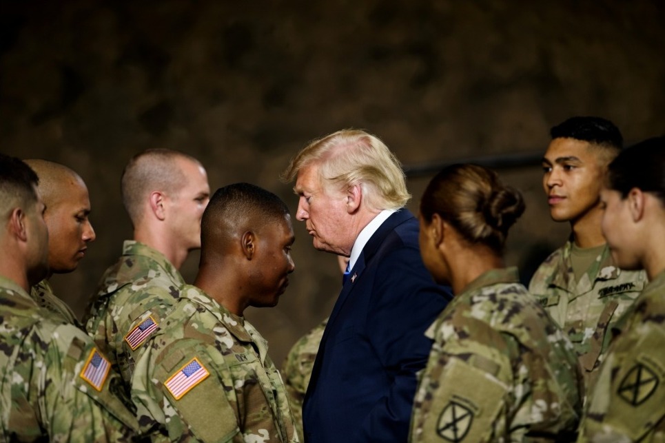 Full article here:🚨 TRUMP LOSES 9,000 SOLDIERS AT 4AM! — The Mass Military WALKOUT That Stuns Pentagon! 🎖️