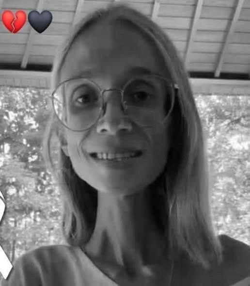 Many people follow extreme diets without proper guidance, which can lead to serious health problems.